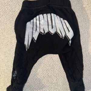 Nununu 3-6m footed bottoms